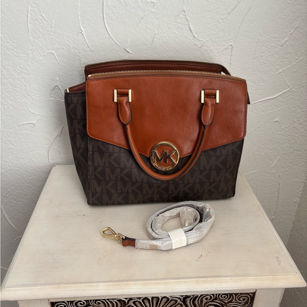 Michael Kors Satchel in Brown w/ crossbody strap